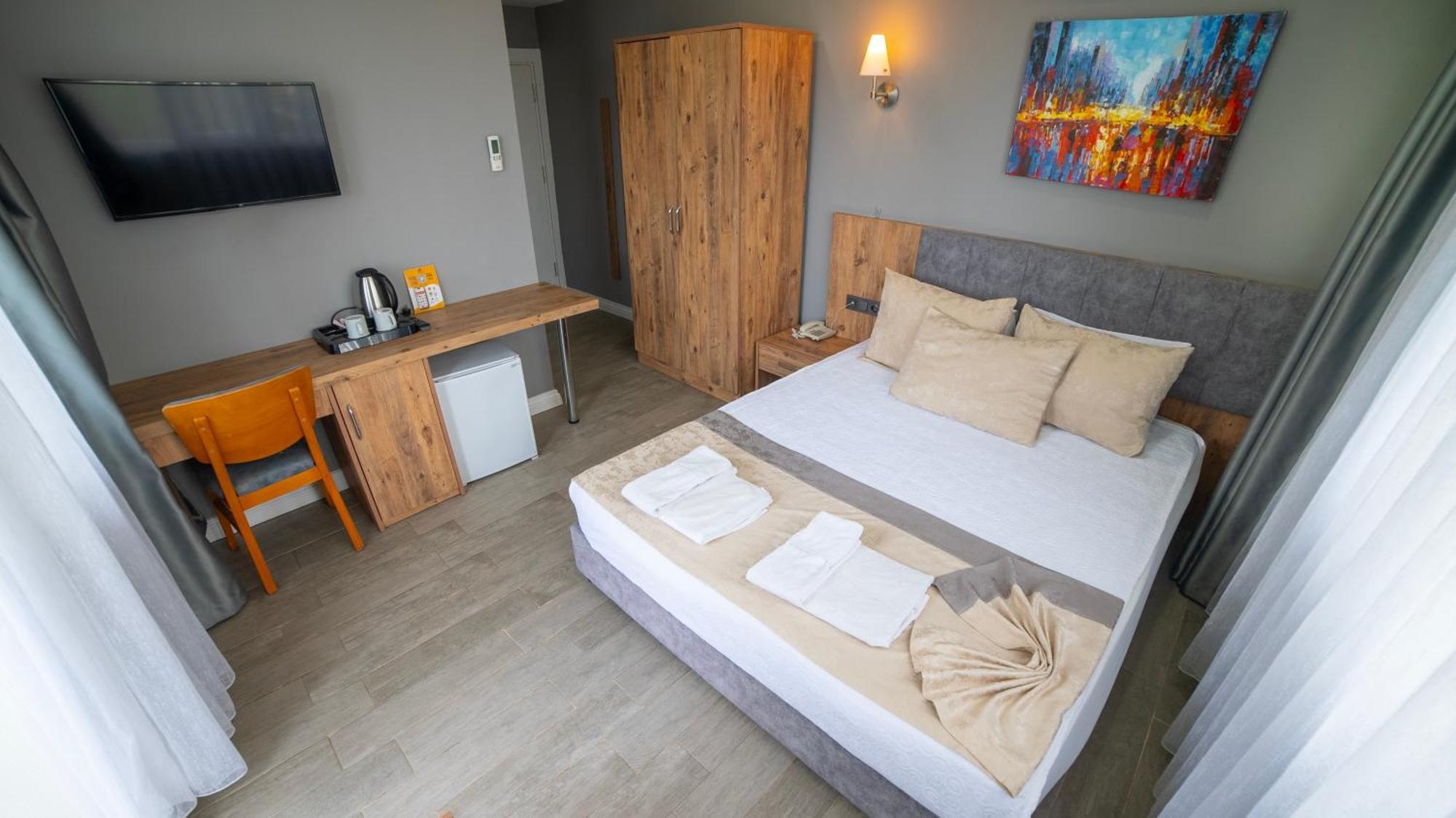 La Cactus Boutique Bed & Breakfast 2*